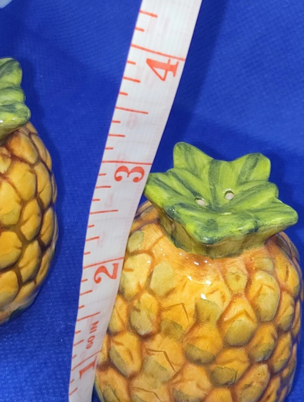 Cosmos Ceramic Pineapple Salt & Pepper Shakers Set Hand Painted Tropical